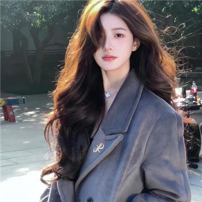 女伯爵